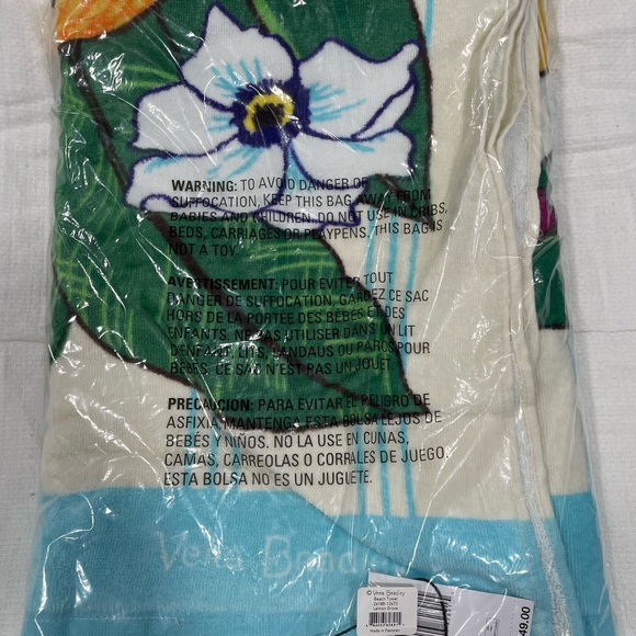NEW Vera Bradley Beach Towel - Lemon Grove - Picture 4 of 4